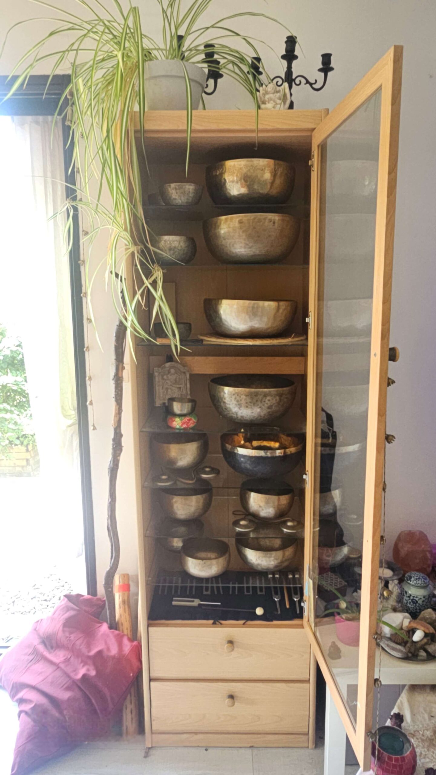 La collection de bols tibétain de Christophe Piton pour la sonothérapie